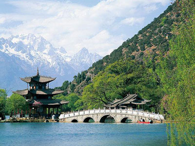 黑龙潭公园