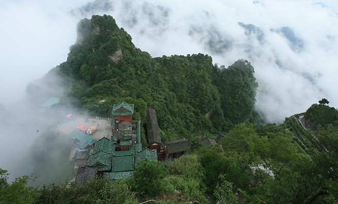 武当山朝圣、襄阳古隆中精华四日游